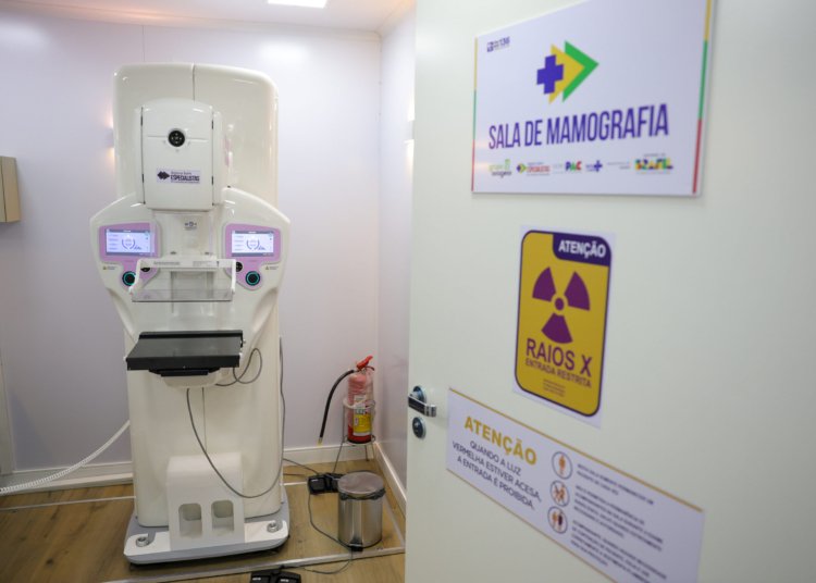 Cirurgias plásticas mamárias pelo SUS avançam 54% na última década com foco em reparação