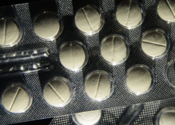 Enxaqueca tem novo tratamento oral aprovado pela Anvisa para prevenir crises