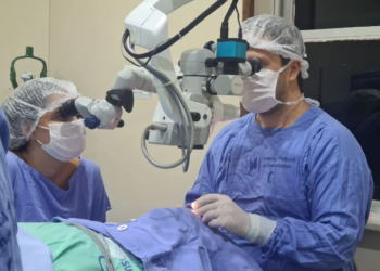 Pacientes esperam o dobro do tempo por transplante de córnea mesmo com recorde de cirurgias